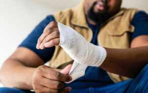 زخم تراپیست | how dress bandage wound CC